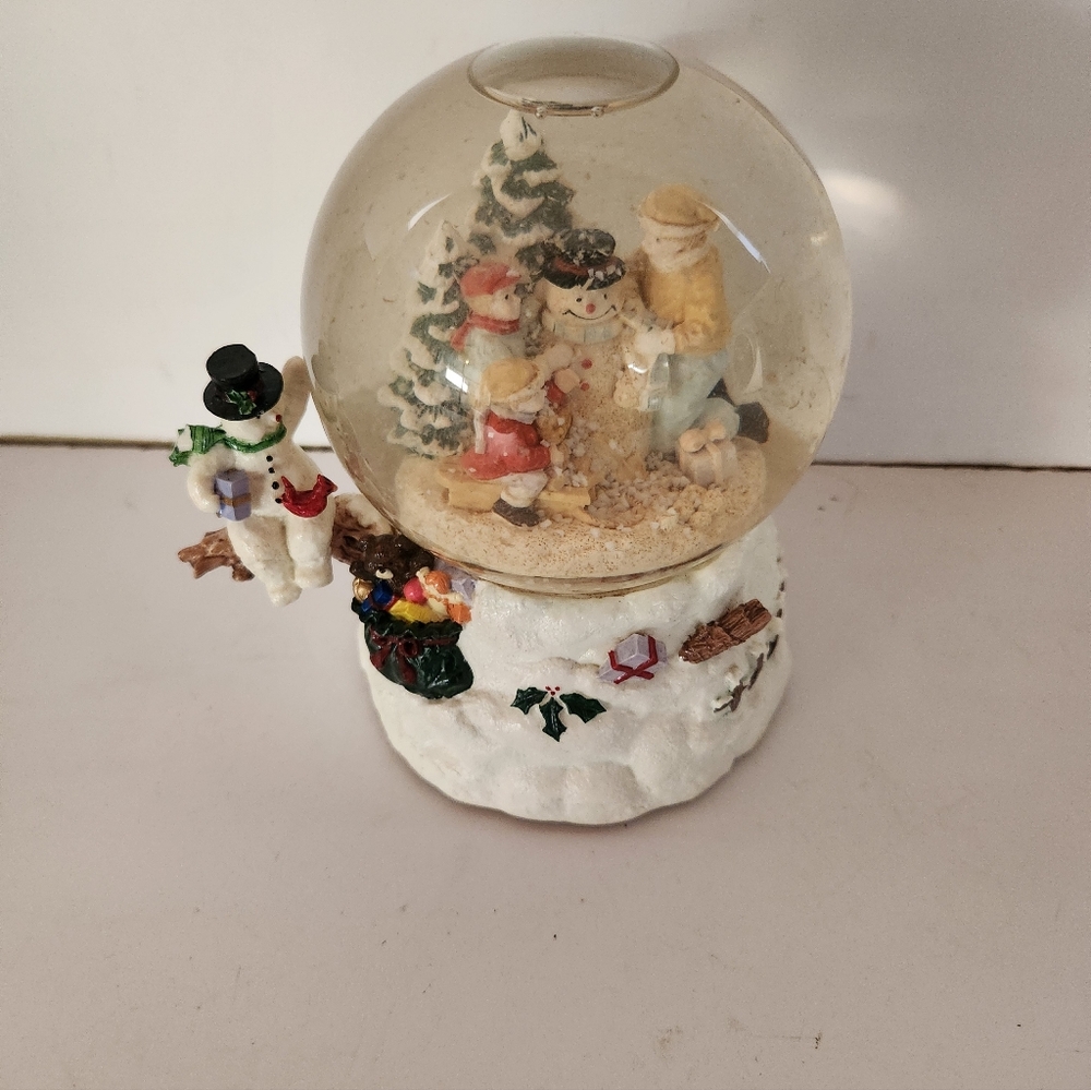 Rare VTG Frosty The Snowman Musical Water globe